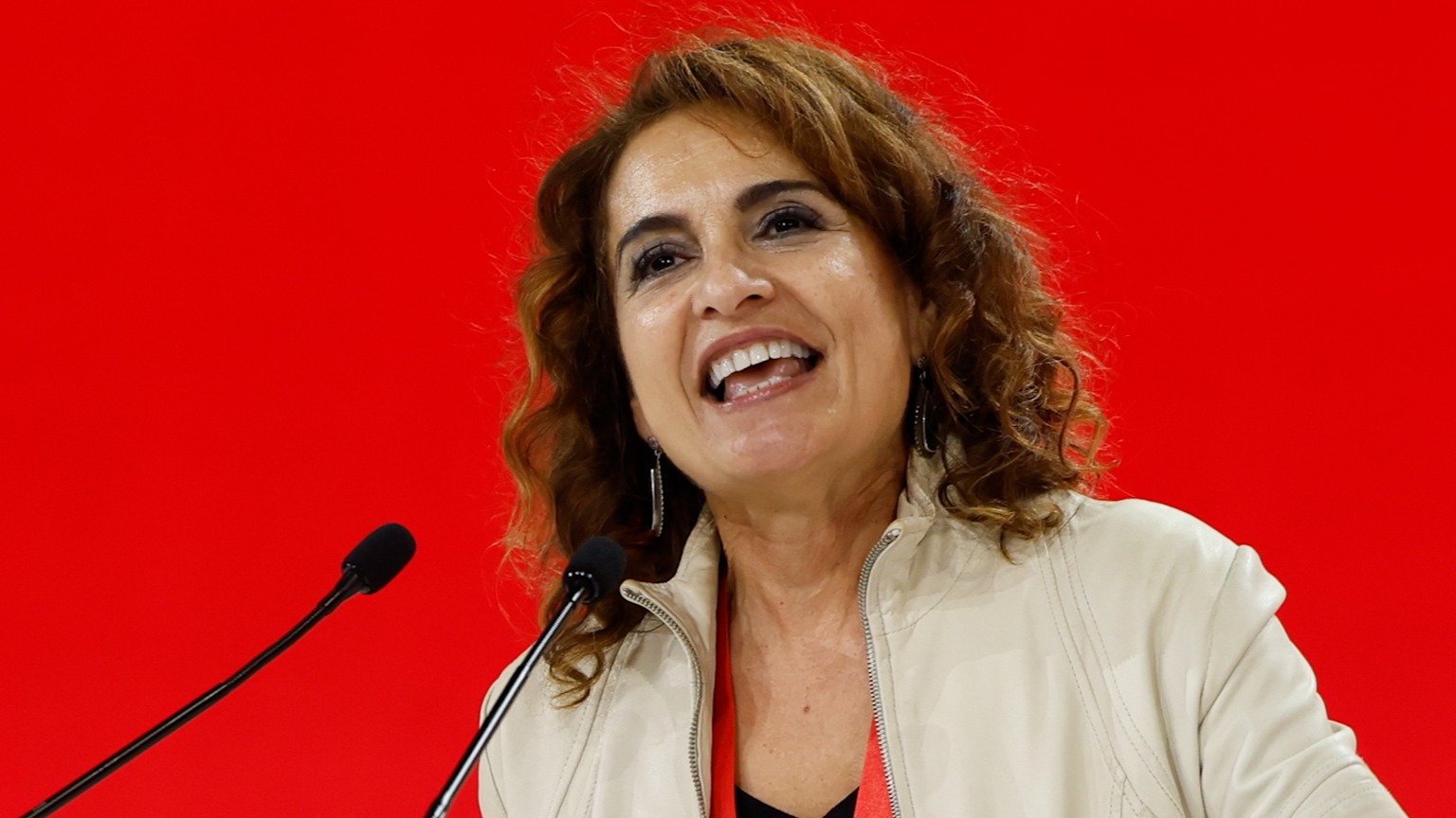 María Jesús Montero: "El PP está politizando la justicia"