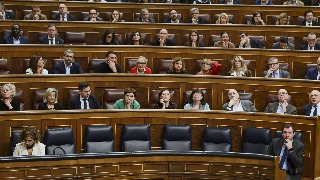El Congreso vota a favor de una orden de arresto contra Maduro
