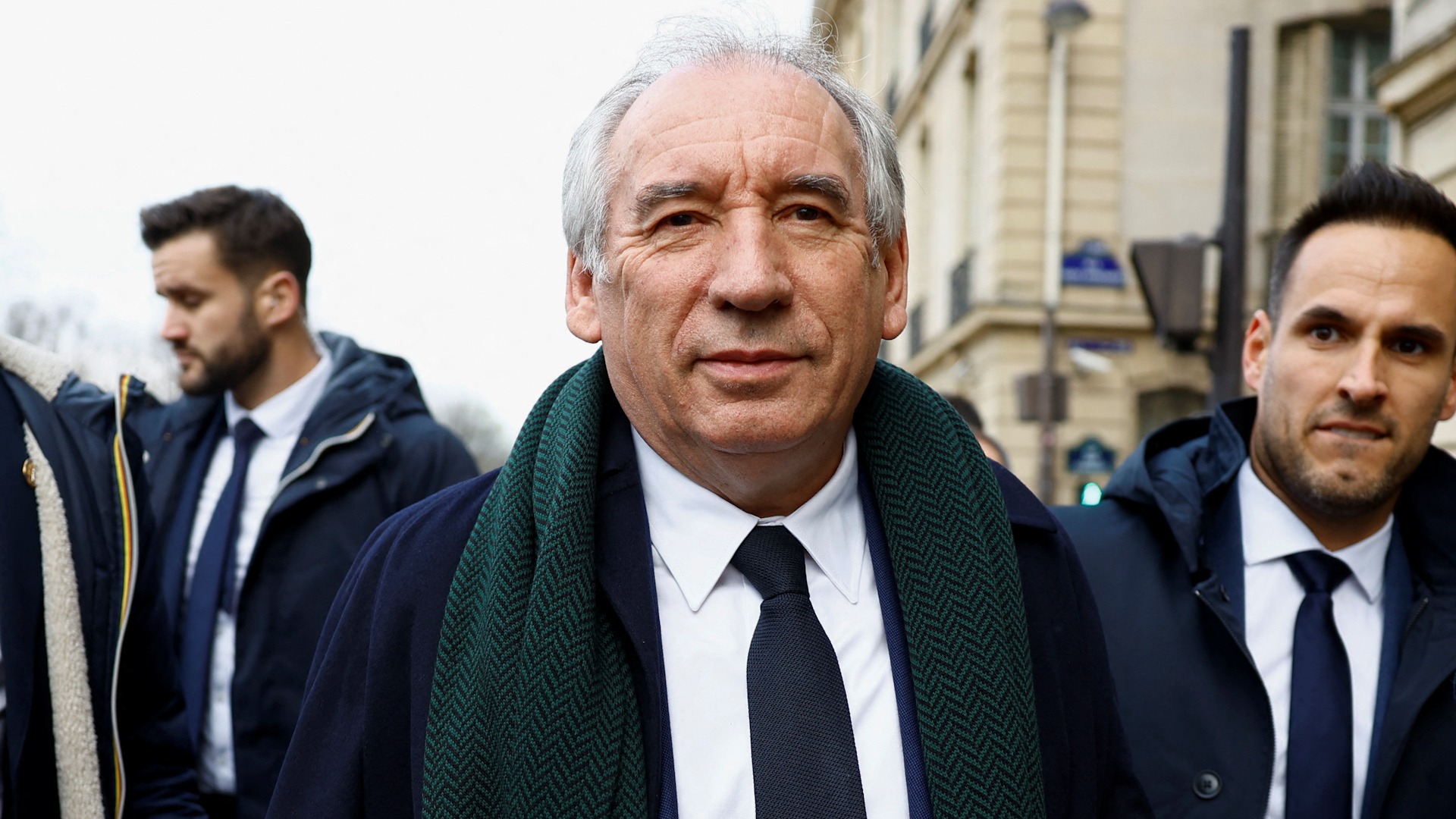 François Bayrou, nuevo primer ministro de Francia: "Por fin, empiezan los problemas".