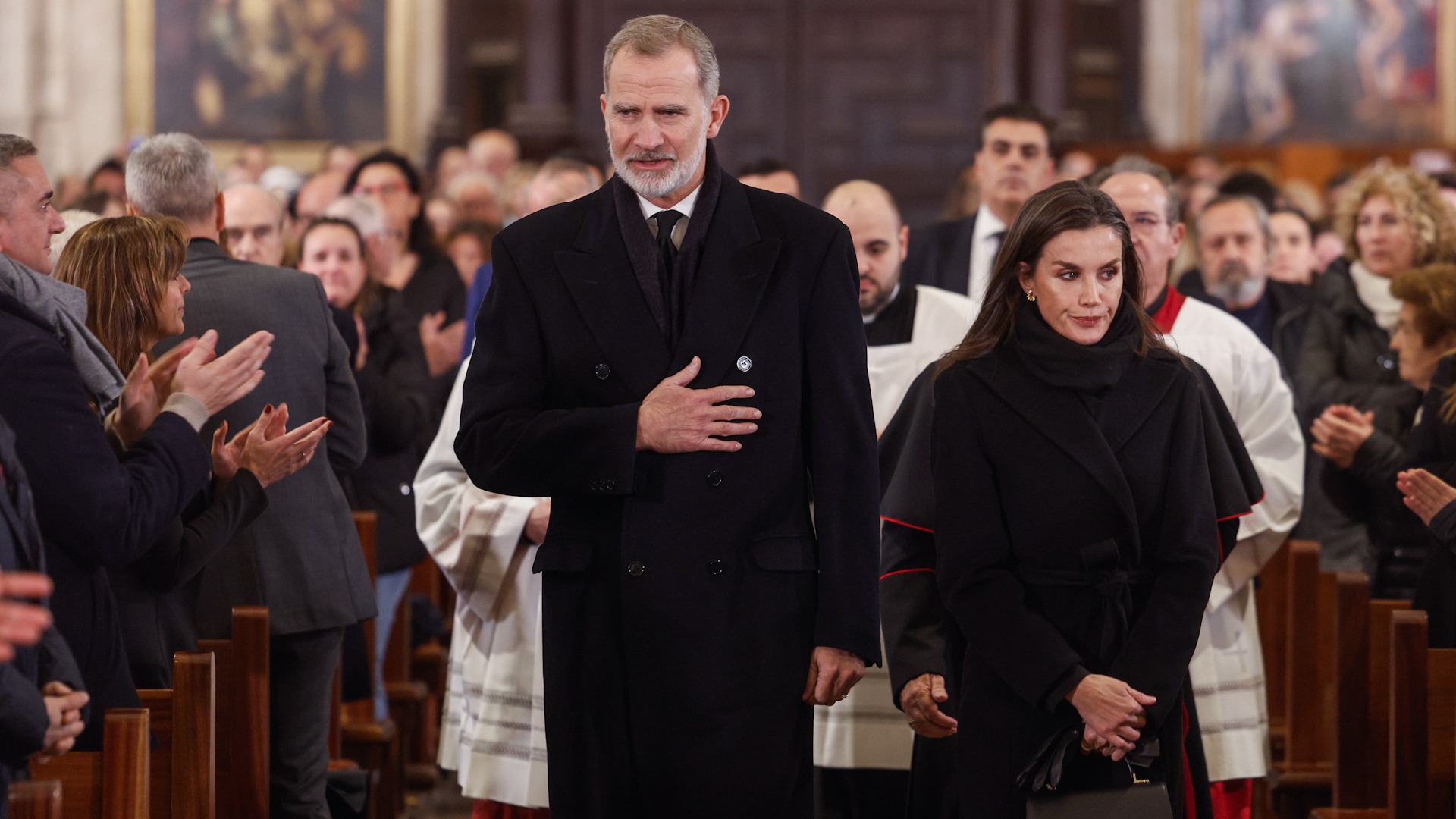 Los Reyes llegan al funeral por las víctimas de la dana