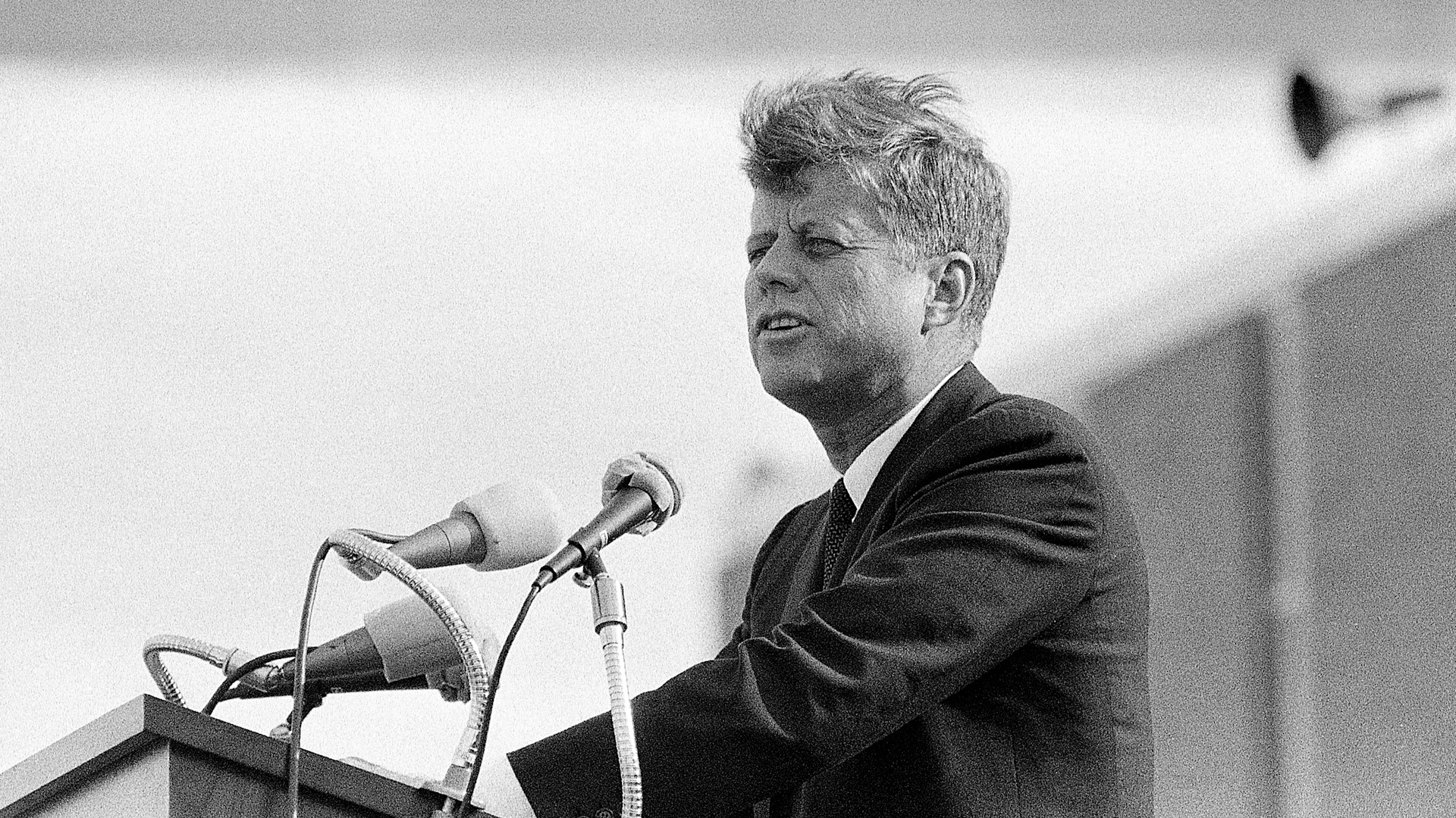 Trump ordena la publicación de miles de archivos clasificados sobre el asesinato de JFK y MLK
