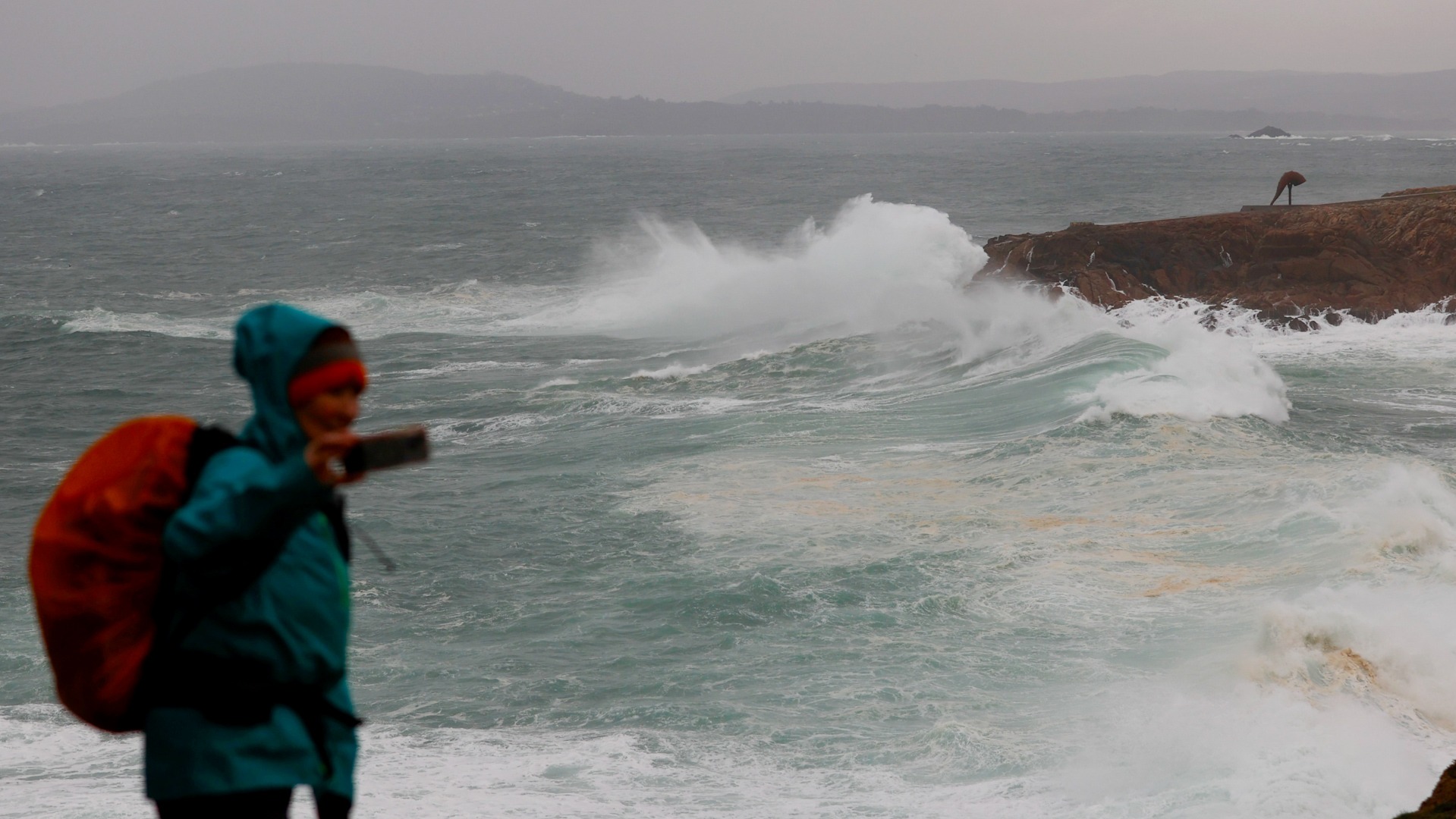 El País Vasco cierra sus paseos marítimos ante la alerta de la borrasca 'Herminia'