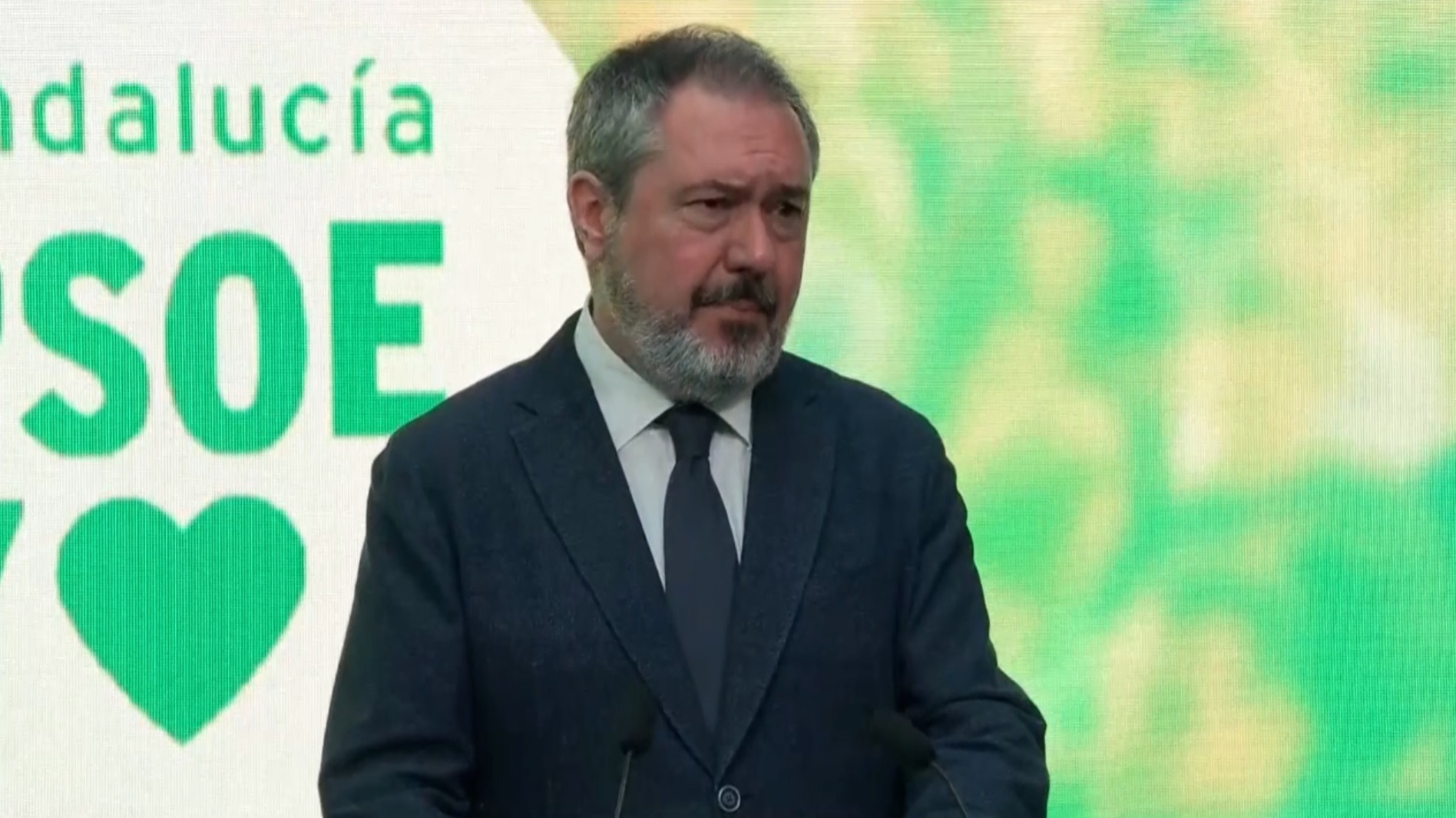 Espadas renuncia a la reelección a liderar el PSOE