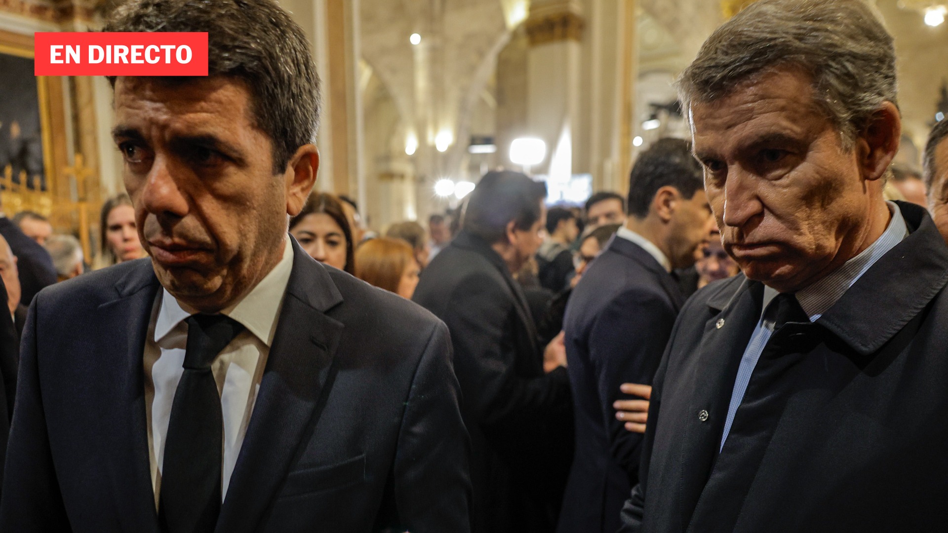 Feijoó y Mazón tras reunirse con los alcaldes y políticos de Valencia