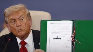 Donald Trump y el resto de mediadores firman el 'Plan de paz' de Gaza en Egipto