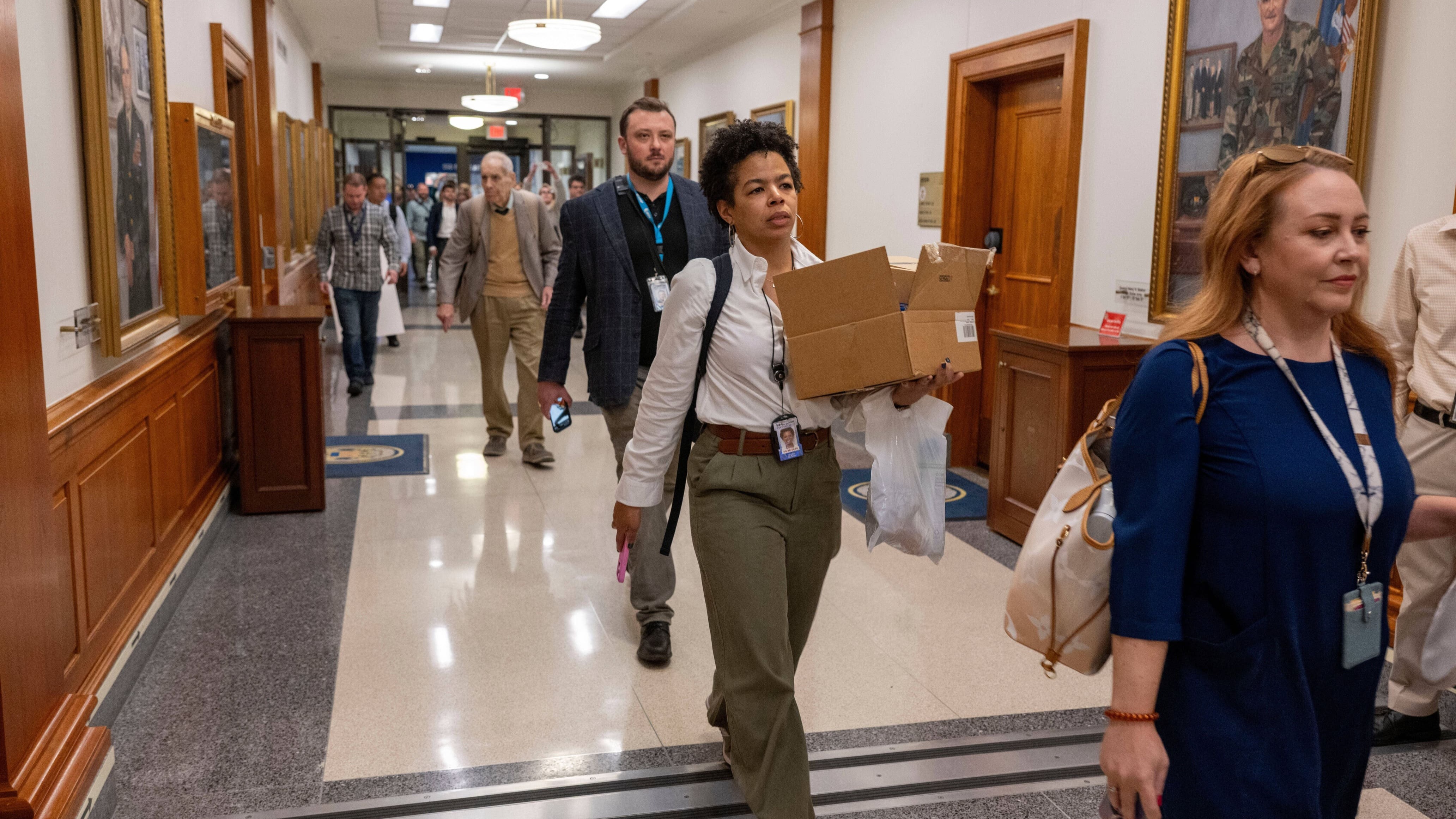 Reporteros abandonan el Pentágono por nuevas reglas