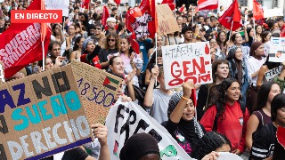 Manifestantes se reúnen en Barcelona en apoyo a la Flotilla Global Sumud, en directo