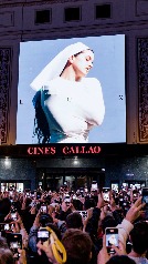 Rosalía en la Plaza de Callao