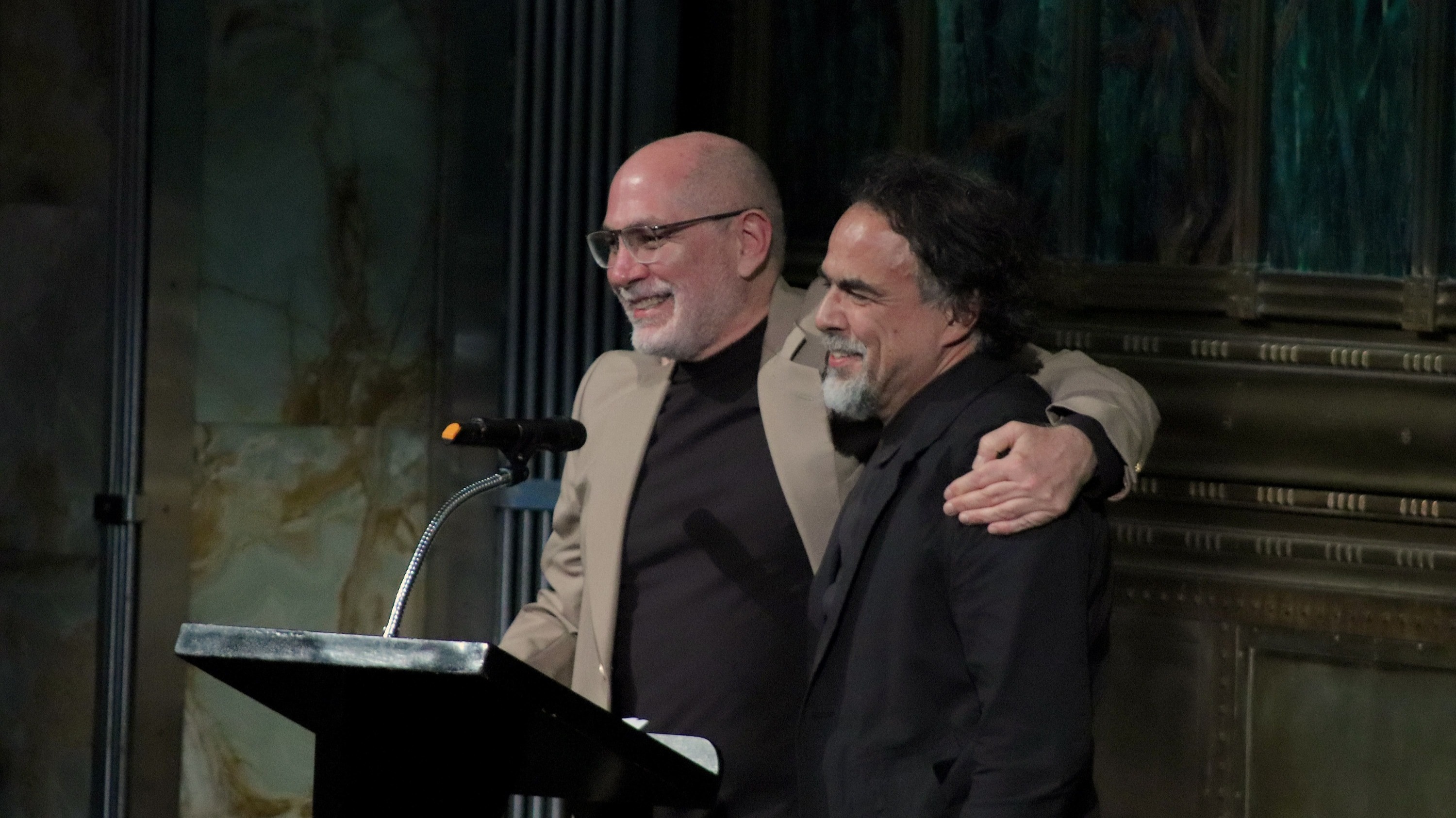 Se reconcilian Guillermo Arriaga y Alejandro González Iñárritu