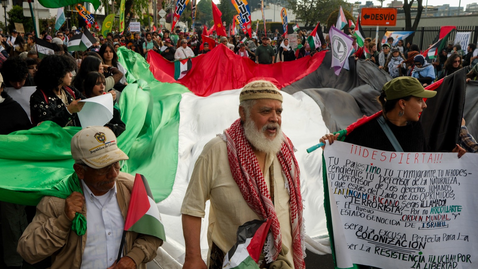Marchan Colombianos por Palestina