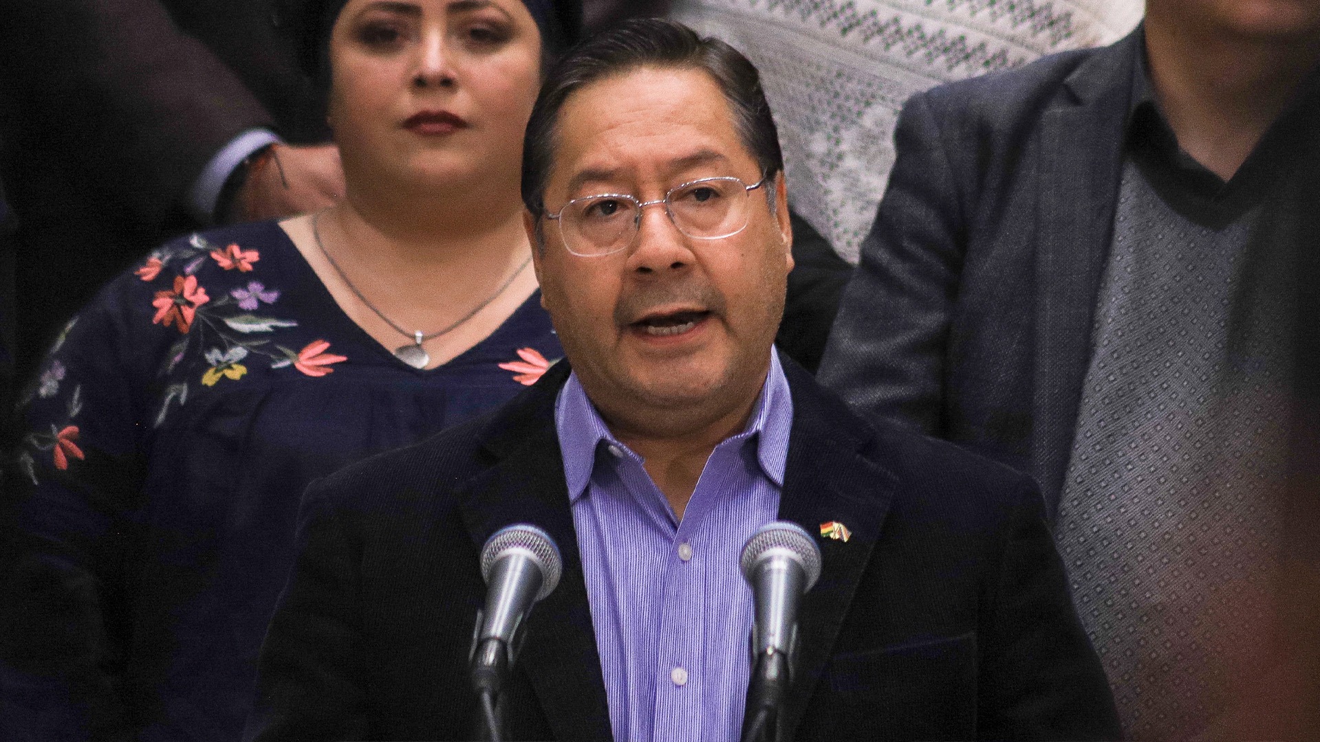 Luis Arce alerta de un intento de "golpe a la democracia" ante la segunda vuelta presidencial