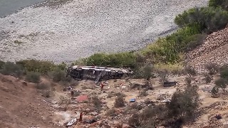Al menos 37 personas mueren en un accidente de autobús al sur de Perú