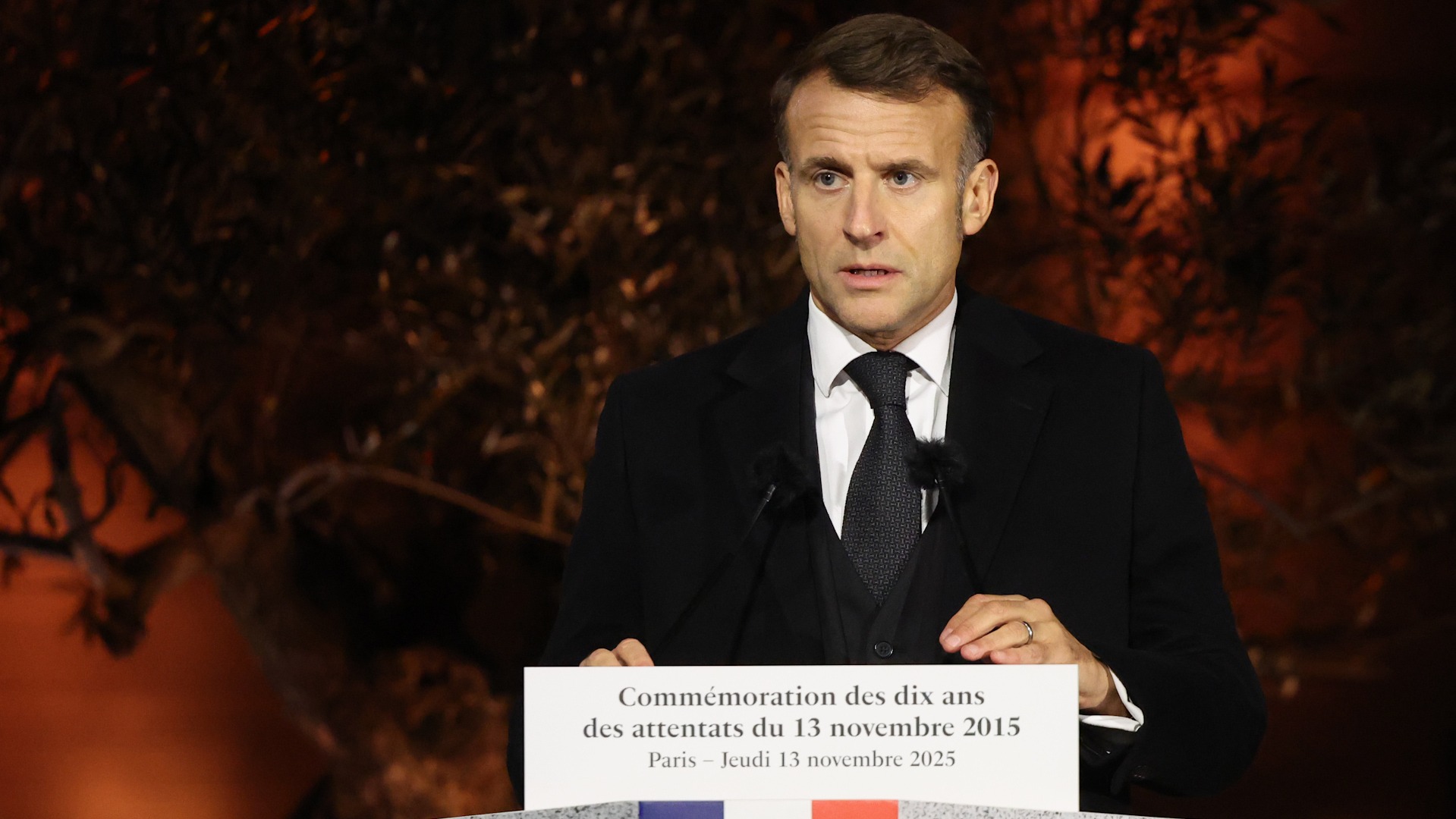 Macron sobre el 13N: "La respuesta contra el terrorismo será implacable"