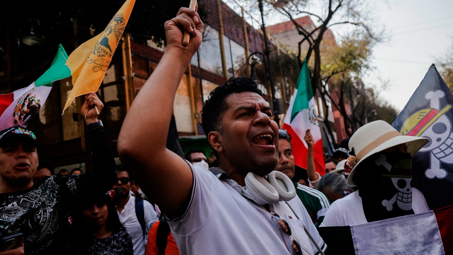 Fracasa la segunda marcha contra Sheinbaum por una baja afluencia y una fuerte presencia policial