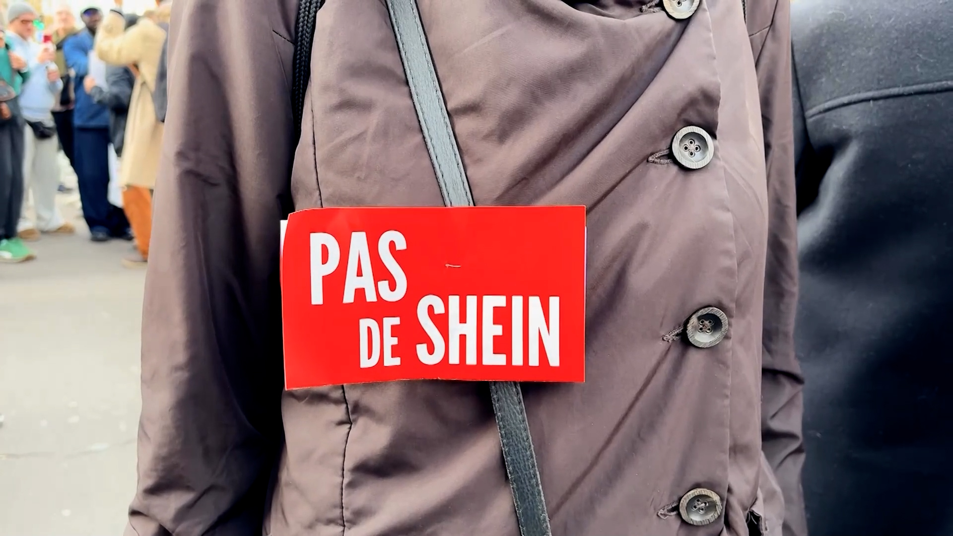 El Gobierno francés tramita la suspensión de la web de Shein tras la inaguración de su tienda