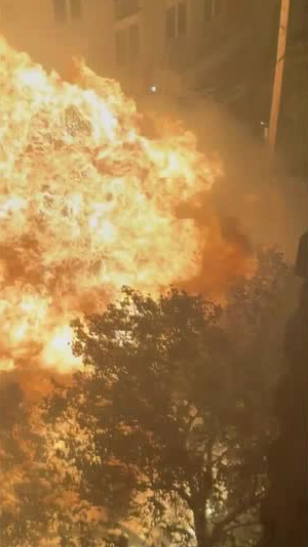 La explosión de un coche en el Bronx deja siete heridos