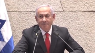 Protestas en el pleno israelí tras la decisión de Hamás de no liberar a los rehenes