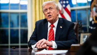 Trump habla con Putin y Zelenski para iniciar negociaciones de paz