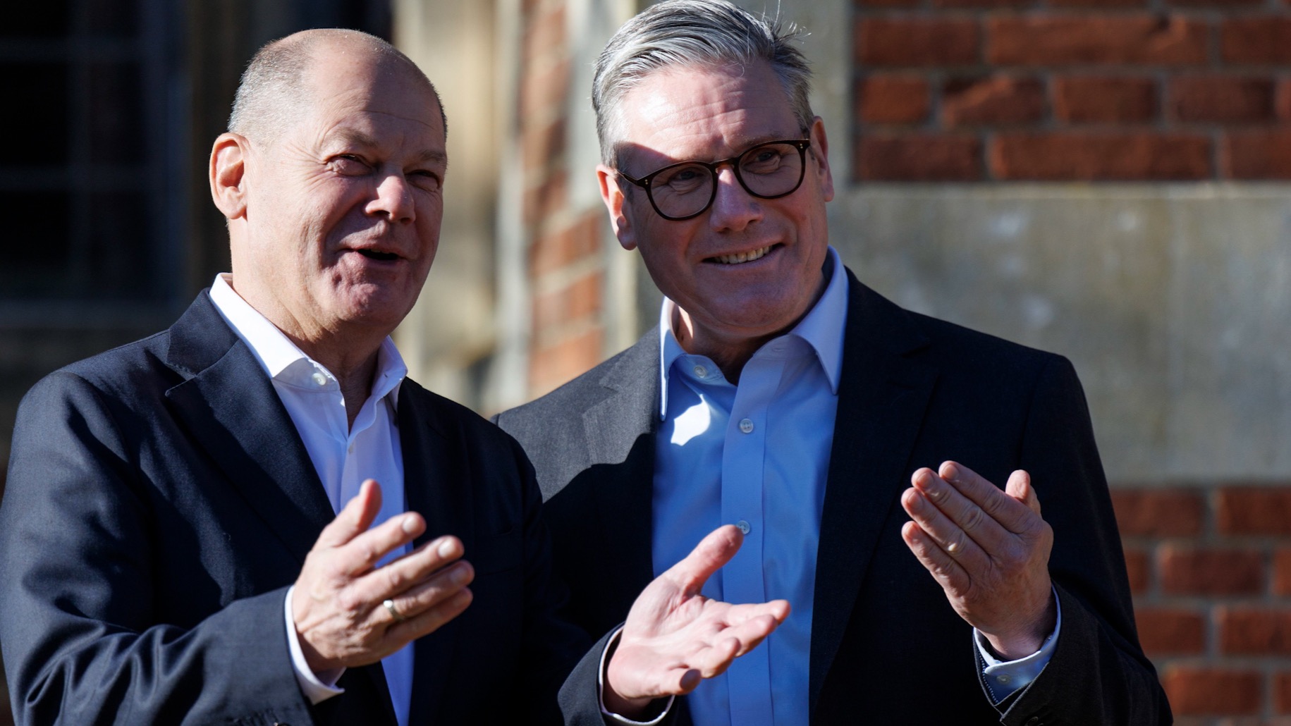 Starmer se reúne con Scholz: "Quiero reiniciar la relación con la UE"