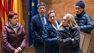 Carlos Mazón recibe a algunas víctimas de la dana