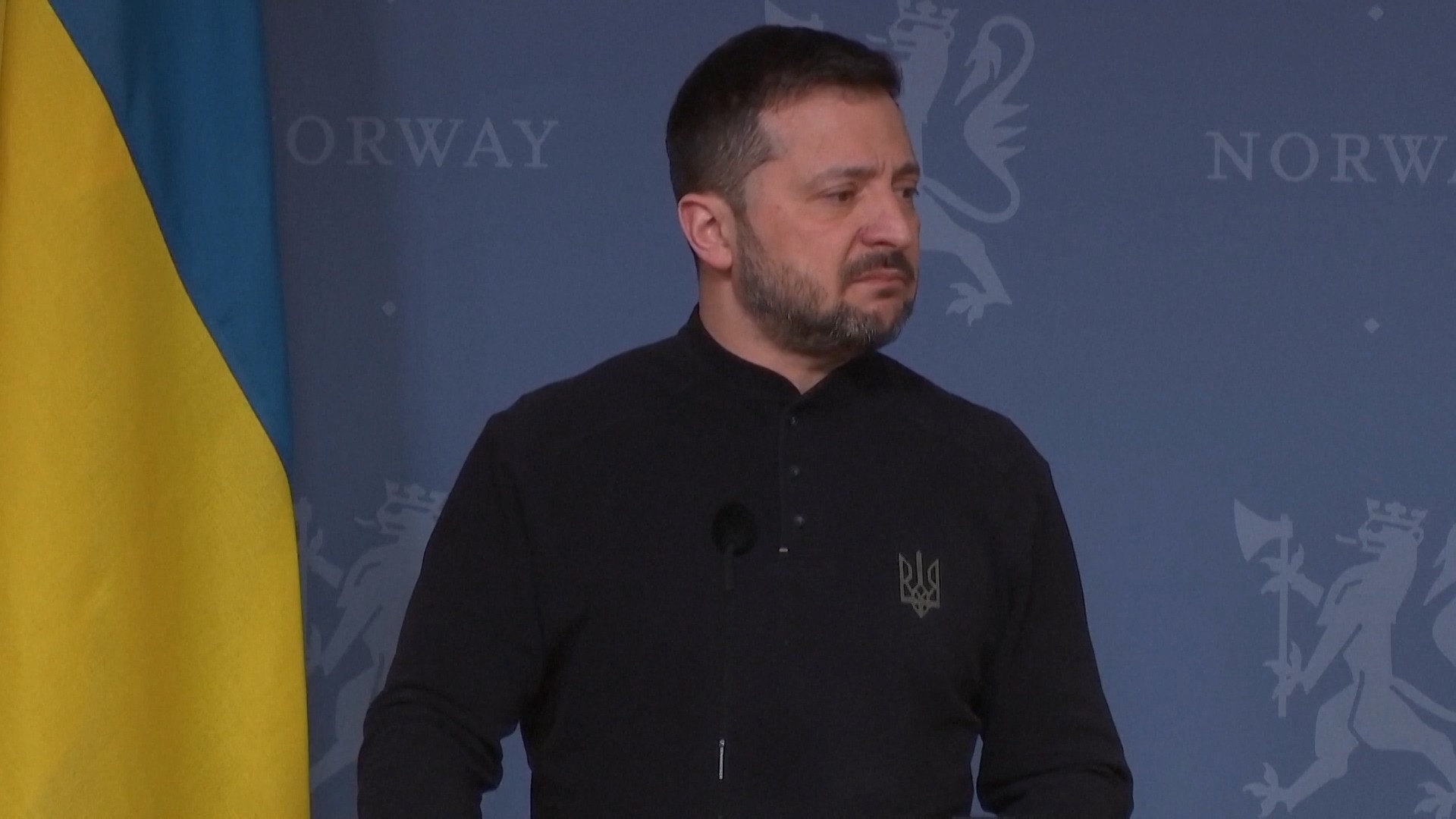 Zelenski: "No discutimos la posible propiedad estadounidense de la central de Zaporiyia, ocupada por Rusia, con Trump"