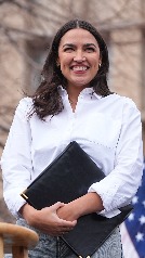 AOV y Sanders llaman a luchar contra Trump