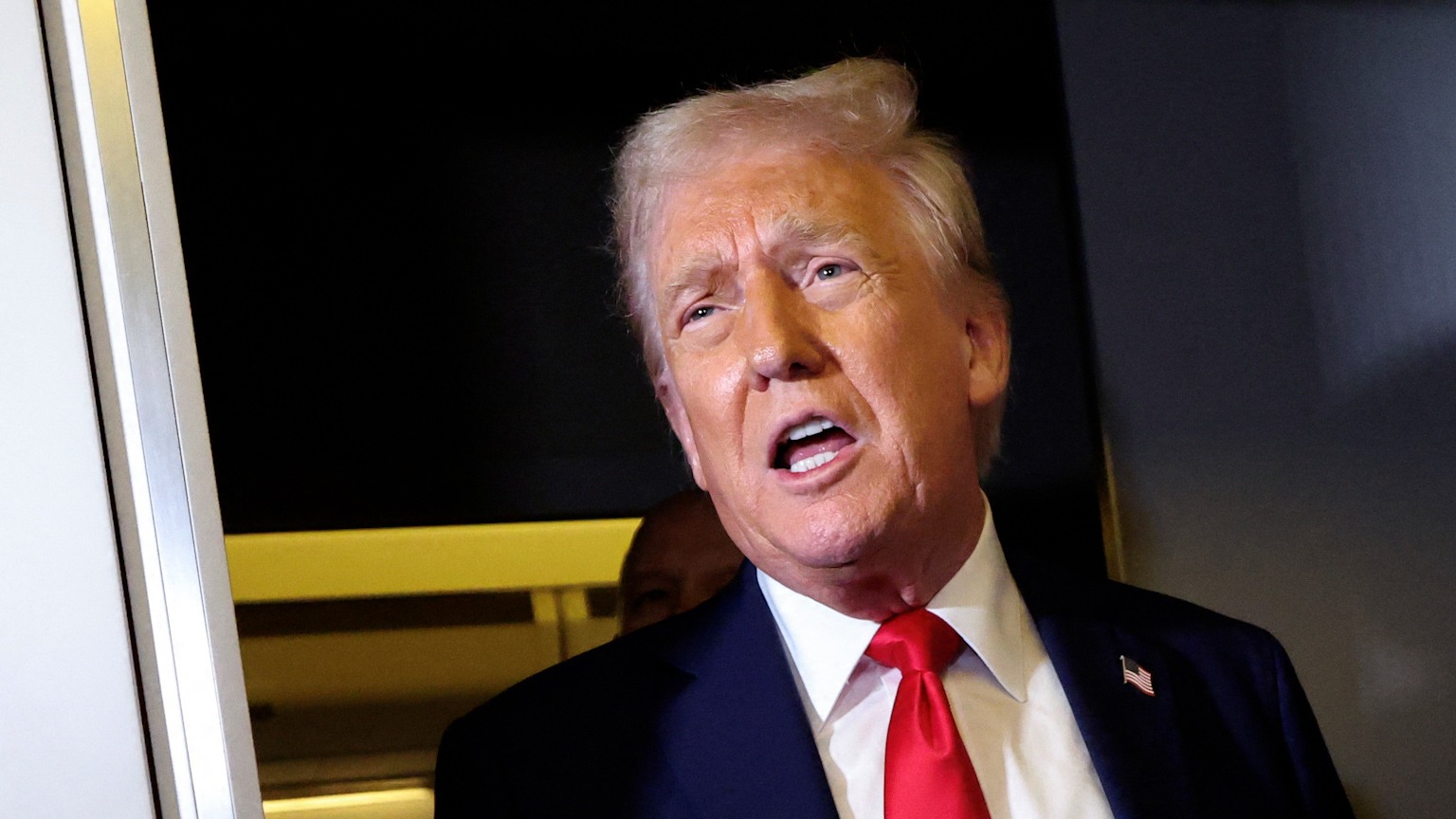 Trump advierte a Zelenski de “grandes problemas” si rechaza el trato sobre las tierras raras