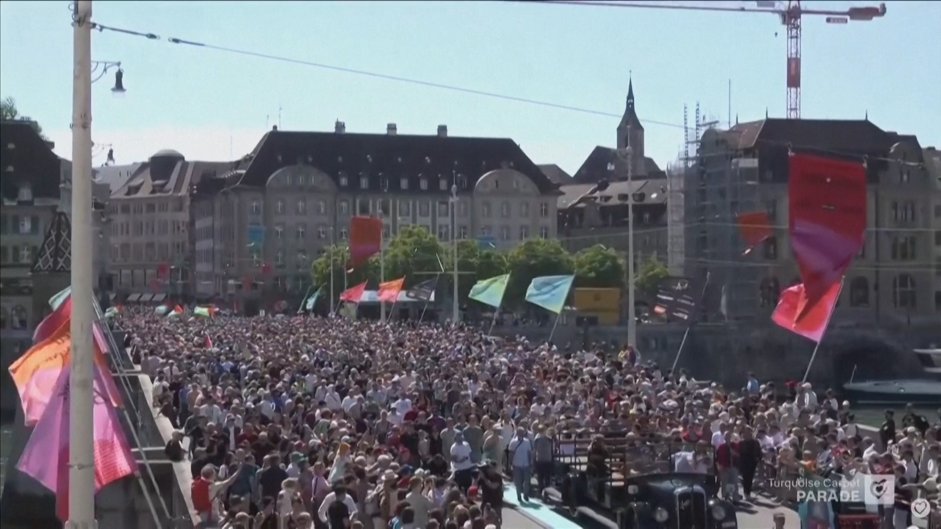 Eurovisión comienza con un desfile por las calles de Basilea