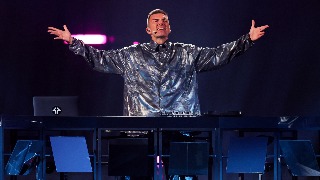 Primera semifinal de Eurovisión: Gabry Ponte - Tutta L'Italia (San Marino)