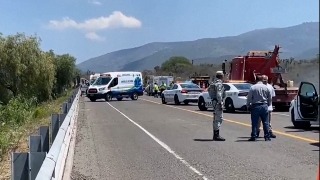 Choque en Tahuacán deja al menos 21 muertos