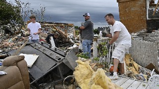 Racha de tornados en Estados Unidos deja 28 muertos