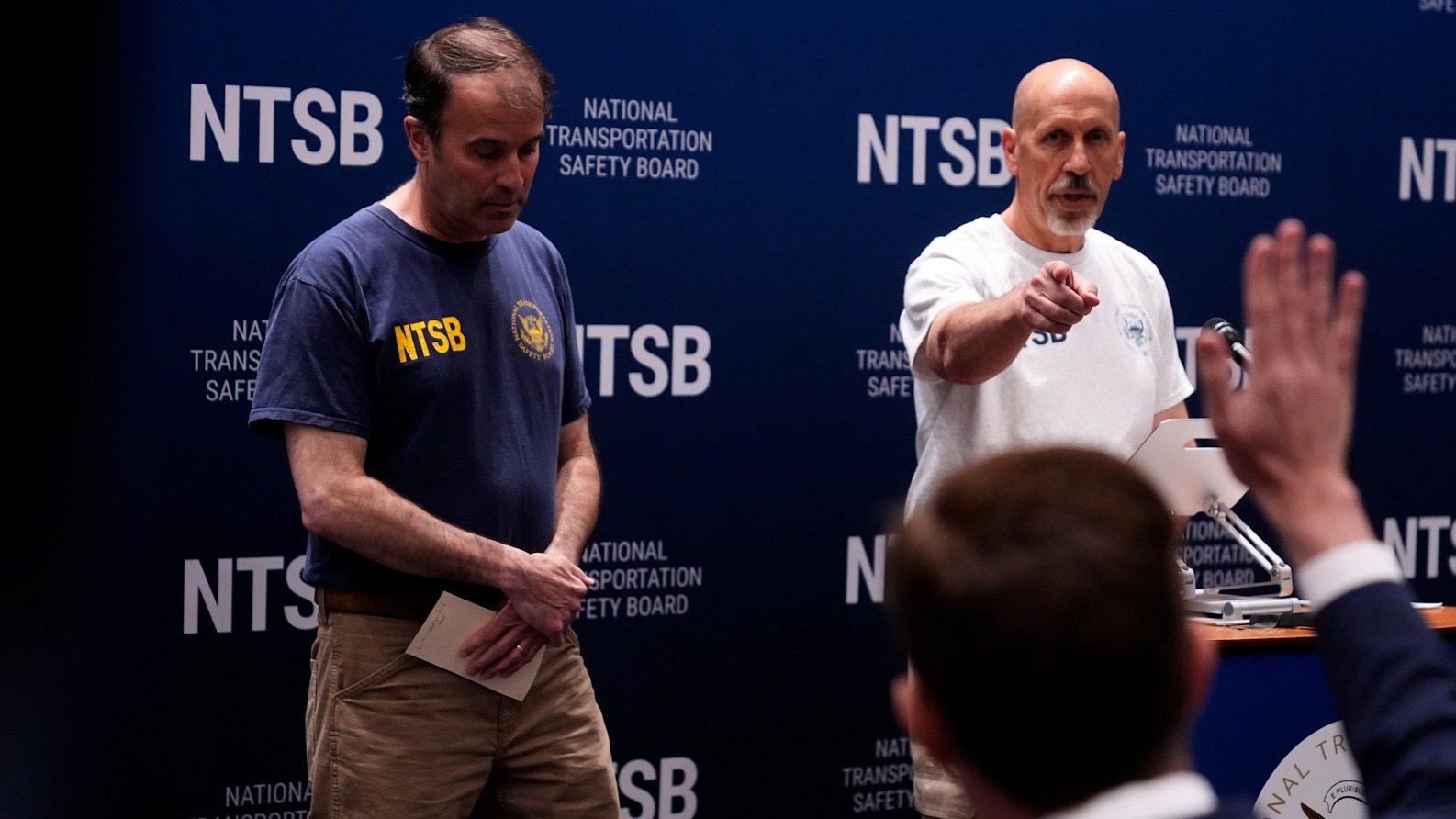 La investigación del choque del buque mexicano con el puente de Brooklyn