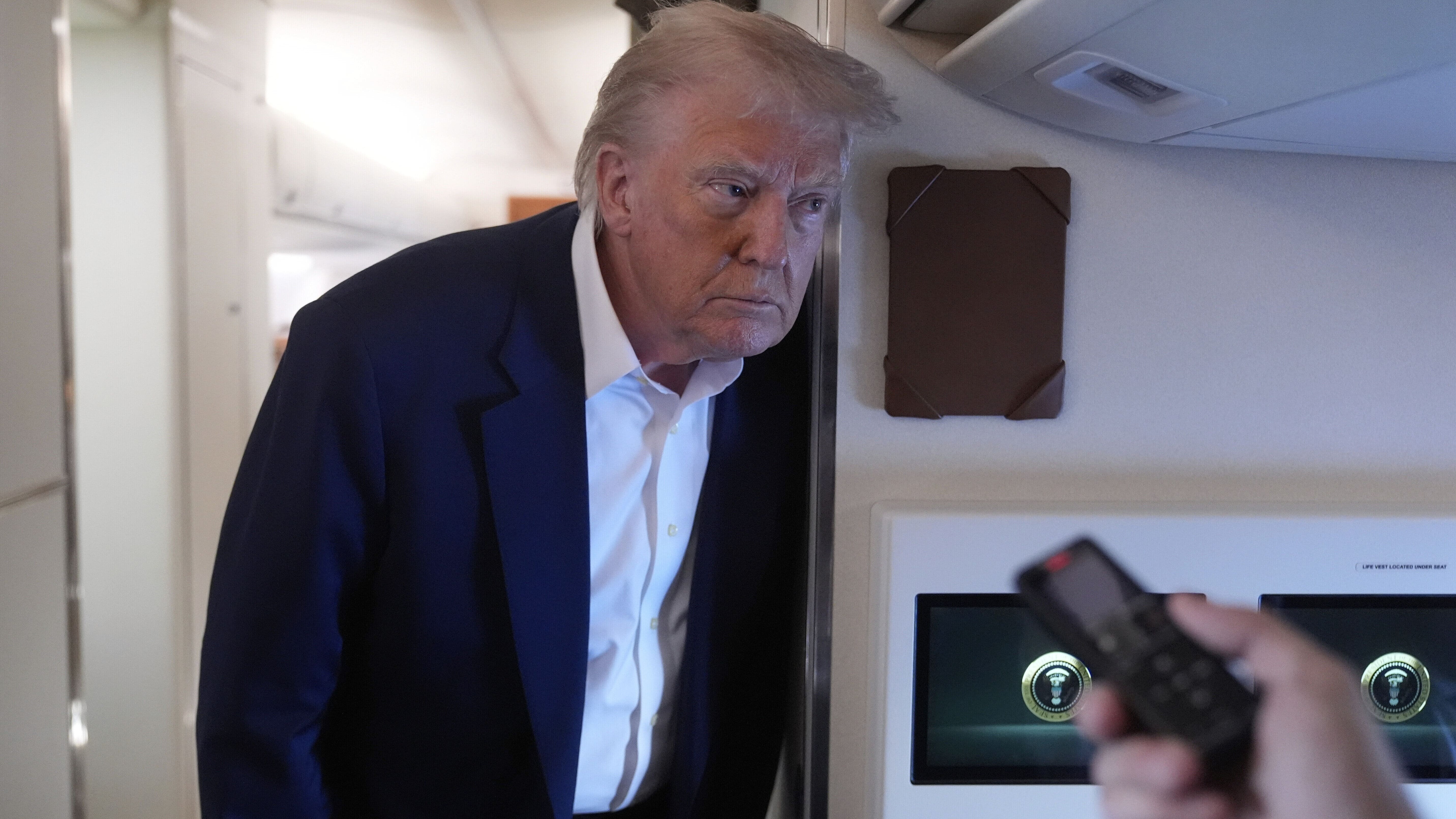 Donald Trump habla sobre Sheinbaum y el envío de tropas a México