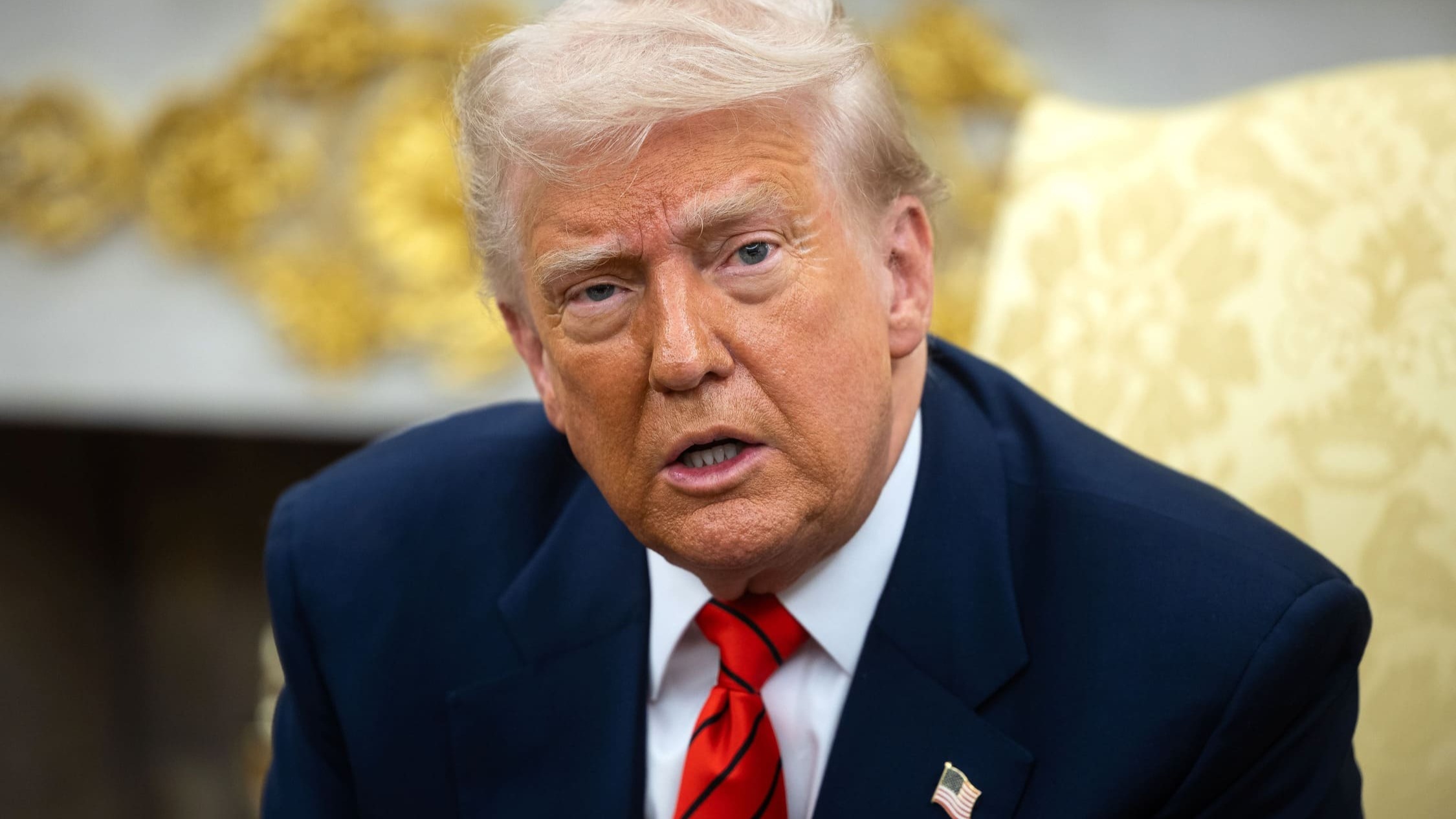 Donald Trump sobre la biblioteca de Obama