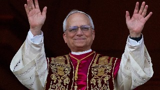 ¿Qué significan las primeras palabras del papa León XIV??