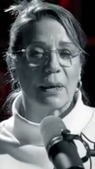 Las tres etapas que resumen la vida para Emma Vilarasau: de correr para todo a mirar hacia dentro