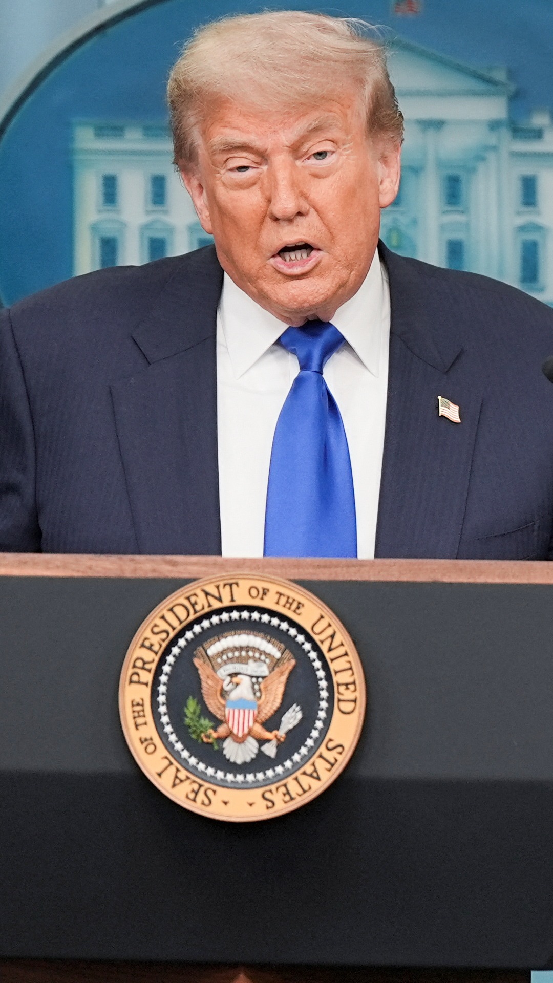 Trump celebra fallo de la Suprema Corte