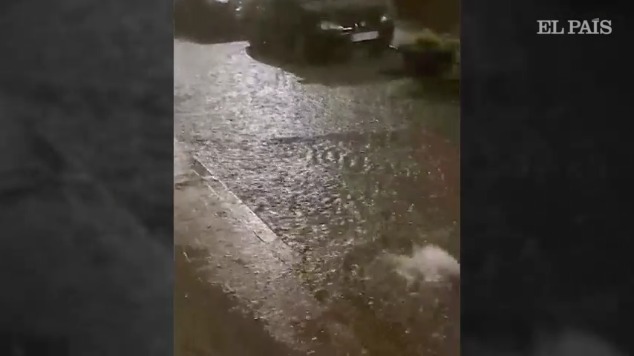 Una fuerte tormenta inunda las calles y provoca destrozos en El Burgo de Osma