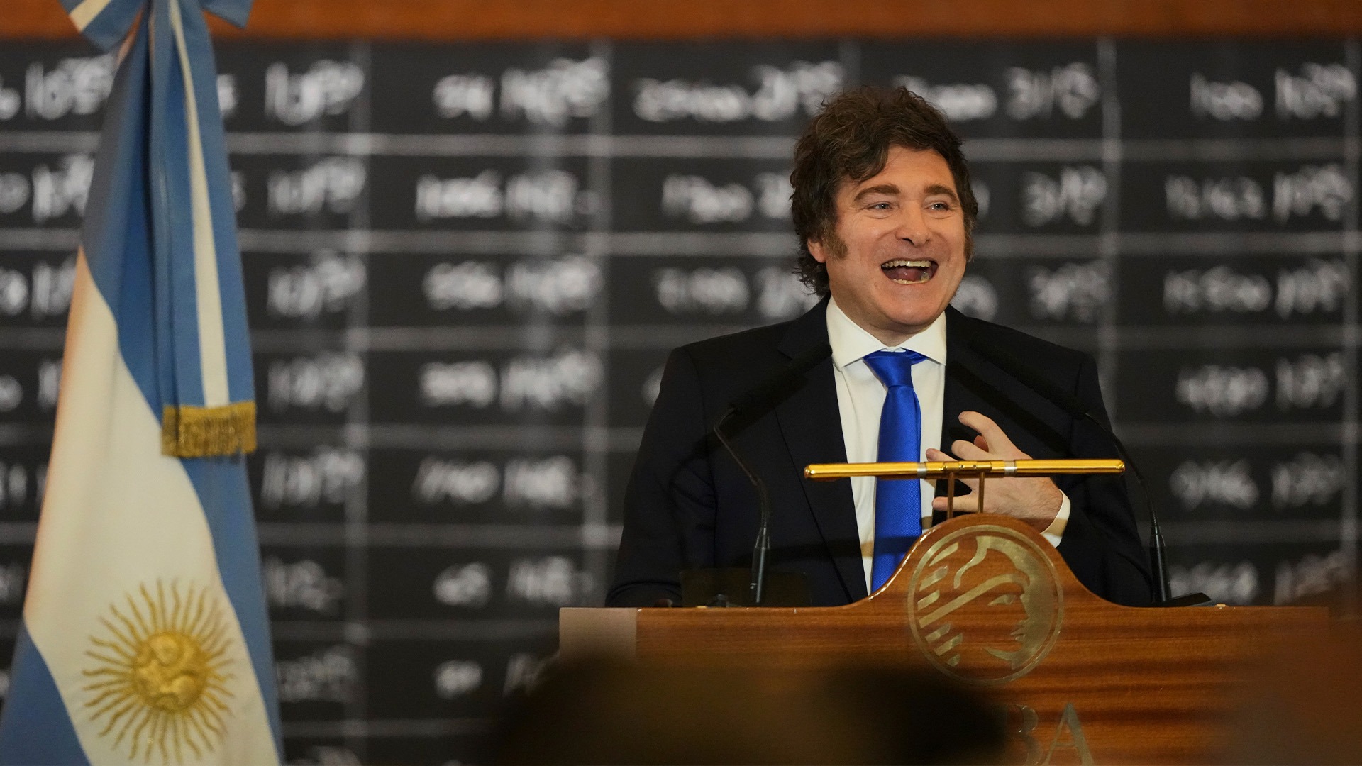 Javier Milei veta la subida del gasto fiscal y jubilaciones aprobada por el Senado argentino