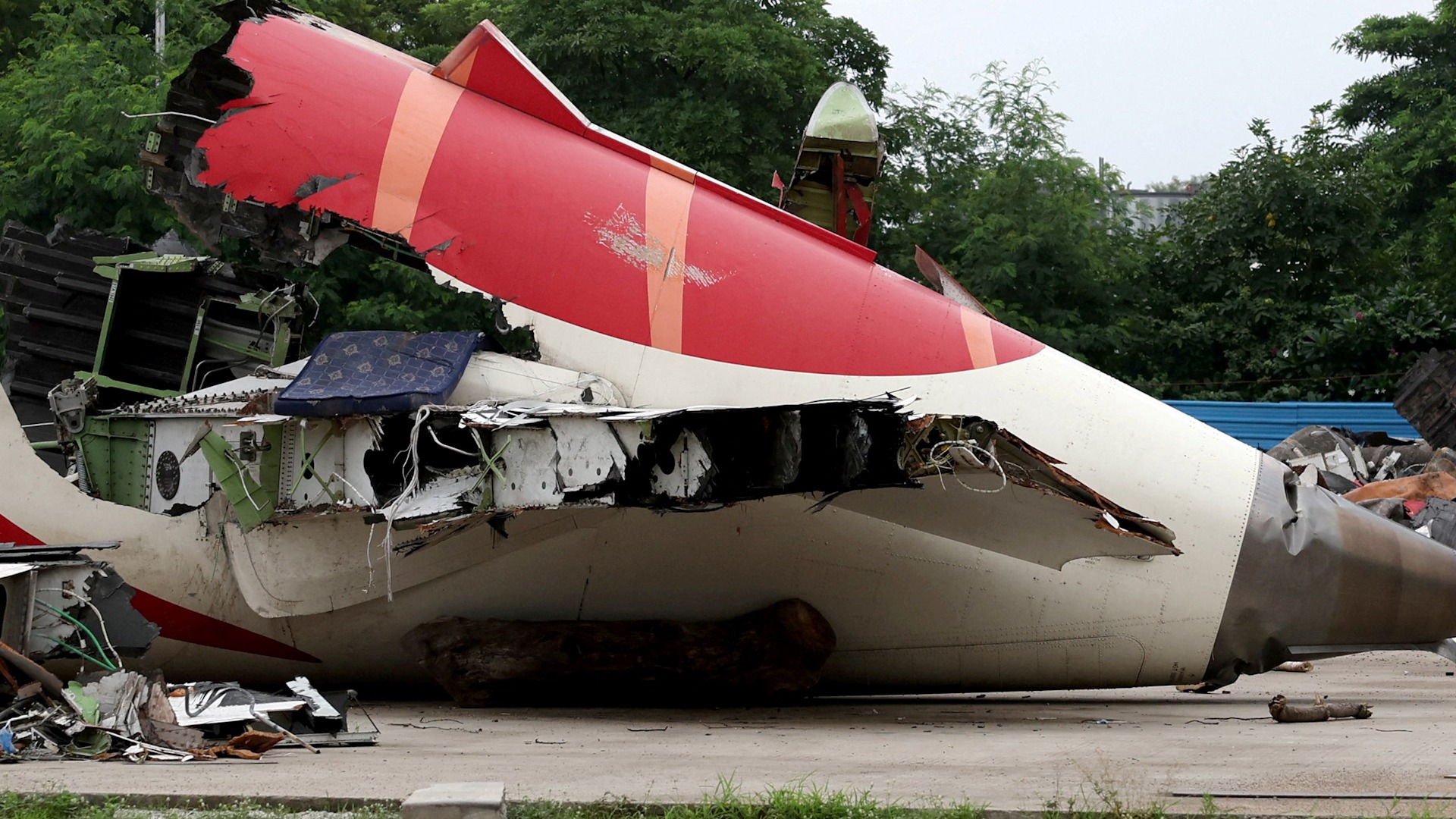 El informe señala un posible error humano en el accidente de Ahmedabad