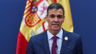 Sánchez: “Es hora de defender la democracia