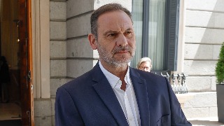 Ábalos reaparece en el Congreso