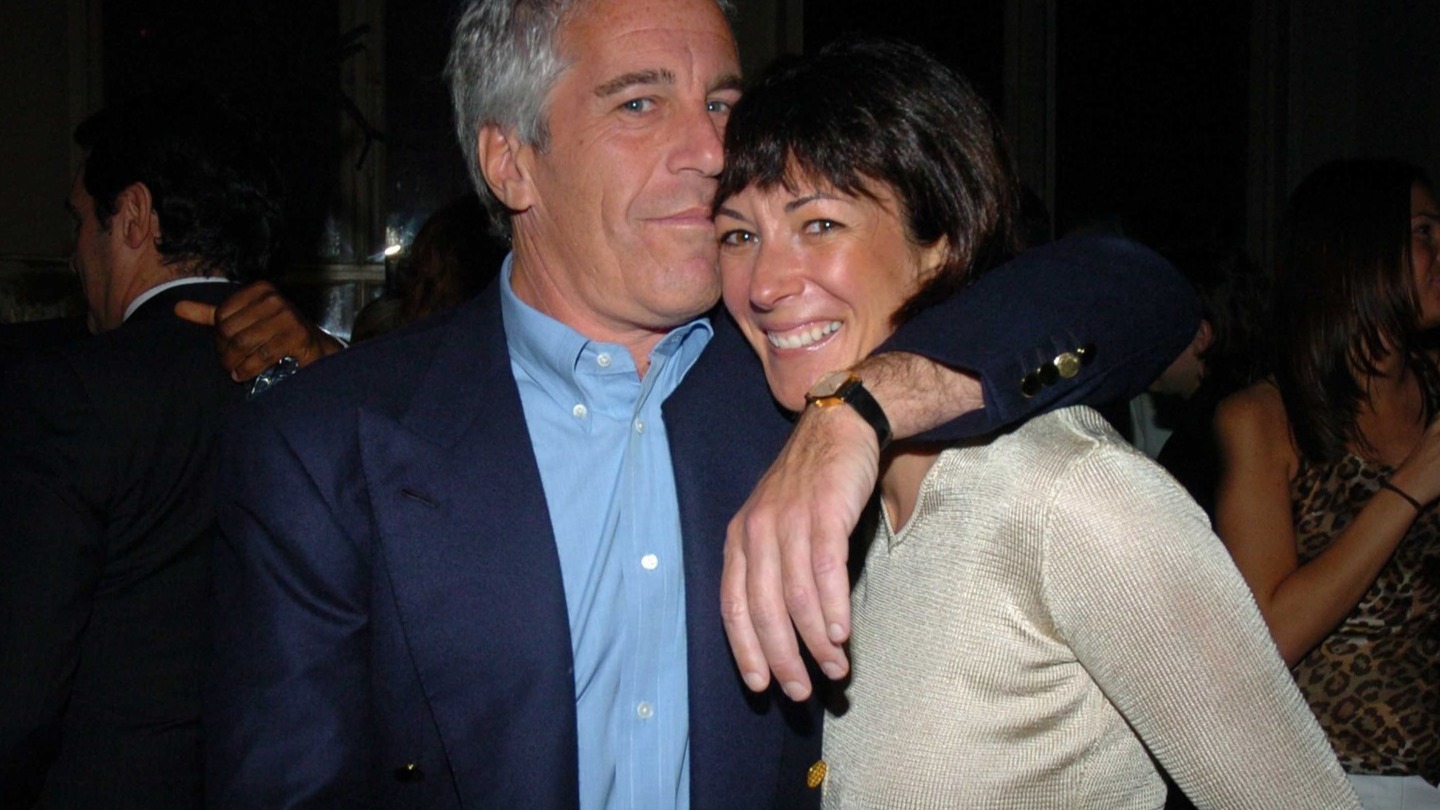 ¿Quién es Ghislaine Maxwell?