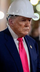 Powell y Trump discuten en público