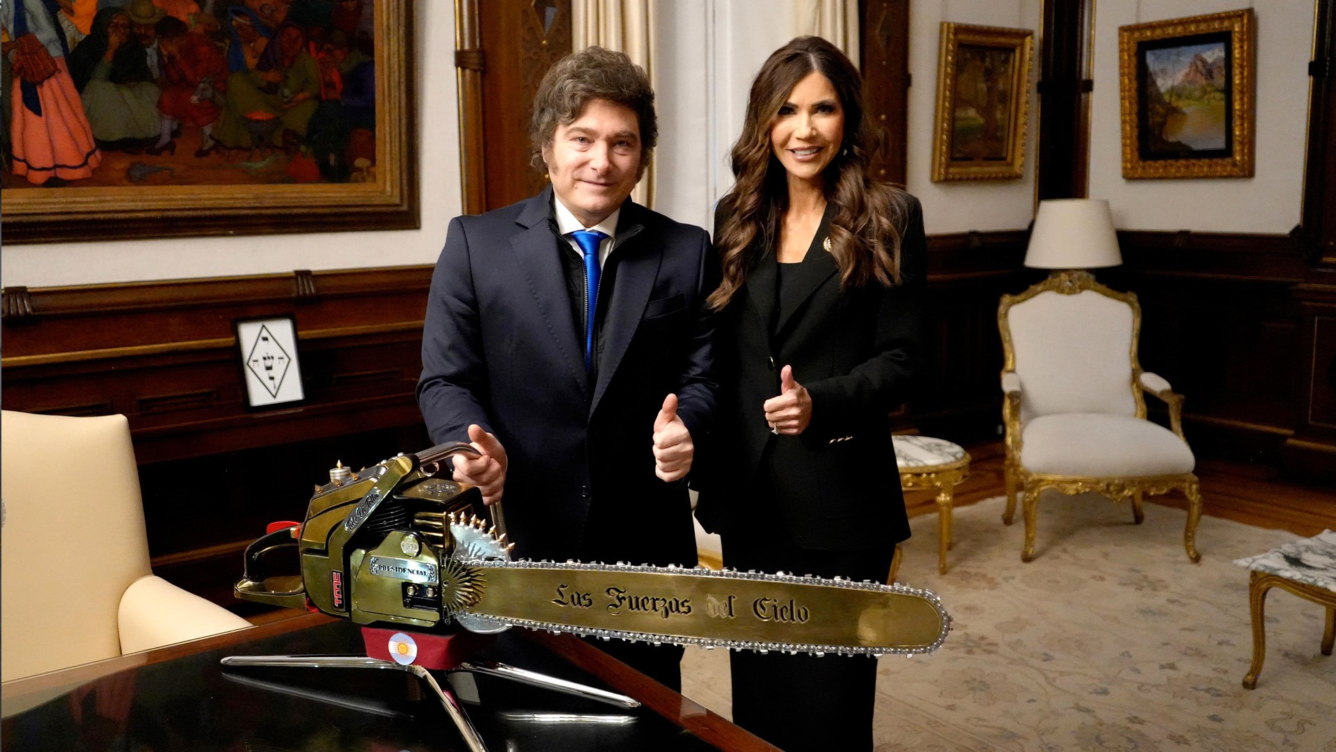 Kristi Noem visita Argentina para que el país vuelva al acuerdo de exención de visa