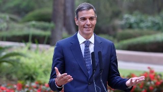 Sánchez sigue avalando al fiscal general del Estado porque cree en su inocencia