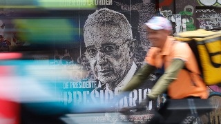 El fallo contra Álvaro Uribe genera opiniones encontradas en Colombia