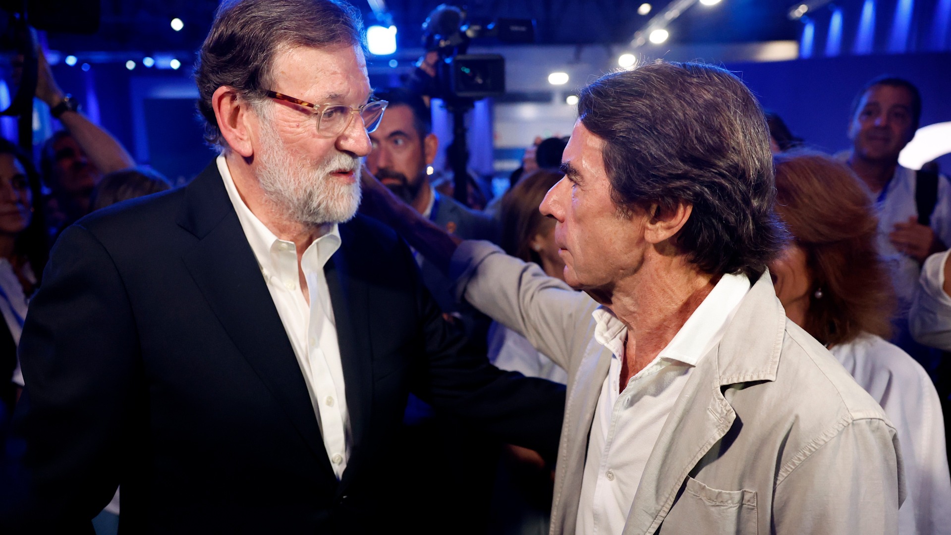 Aznar, en el congreso del PP: "la golfería del sanchismo rebasa cuestiones de moral privada"