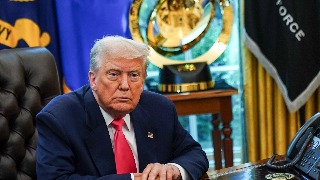 Trump llama a Brasil, 'el peor socio comercial' y defiende a bolsonaro.