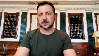 Zelenski acusa a Rusia de cometer ataques previo a negociación